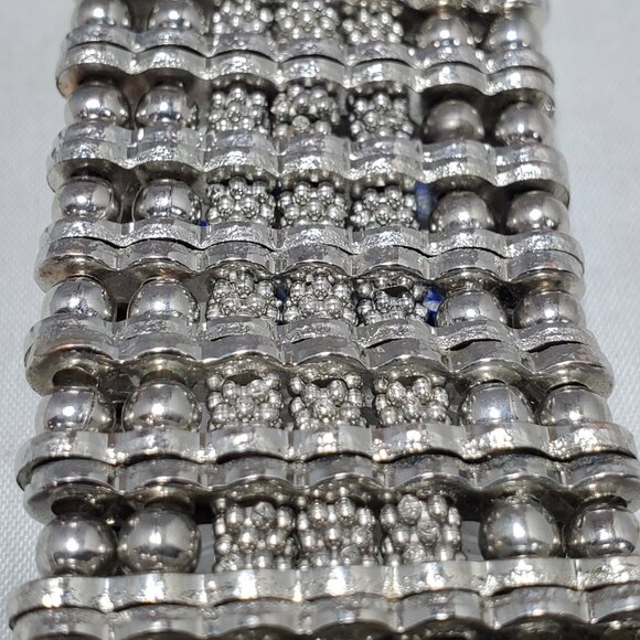 Dee Cee silver tone stretch bracelet wide, multi-component parts - Picture 4 of 6